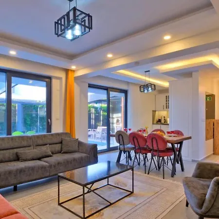 3 Bedroom With Private Pool 别墅