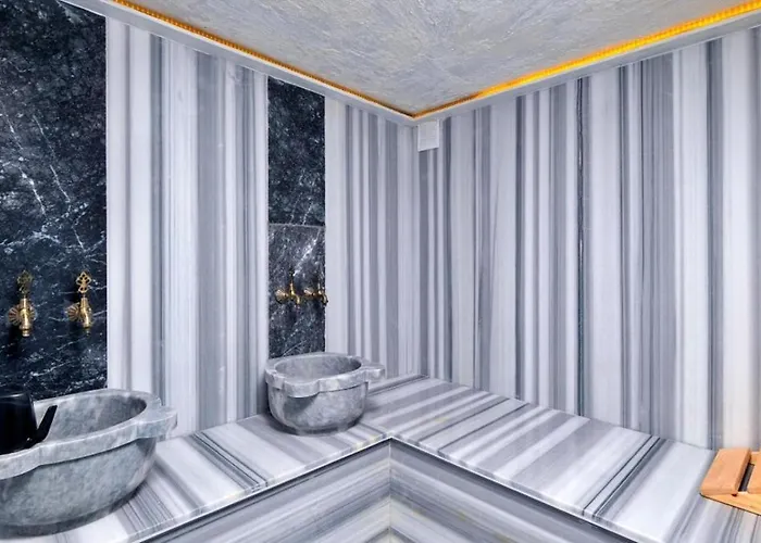 3 Bedroom With Private Pool * فتحية